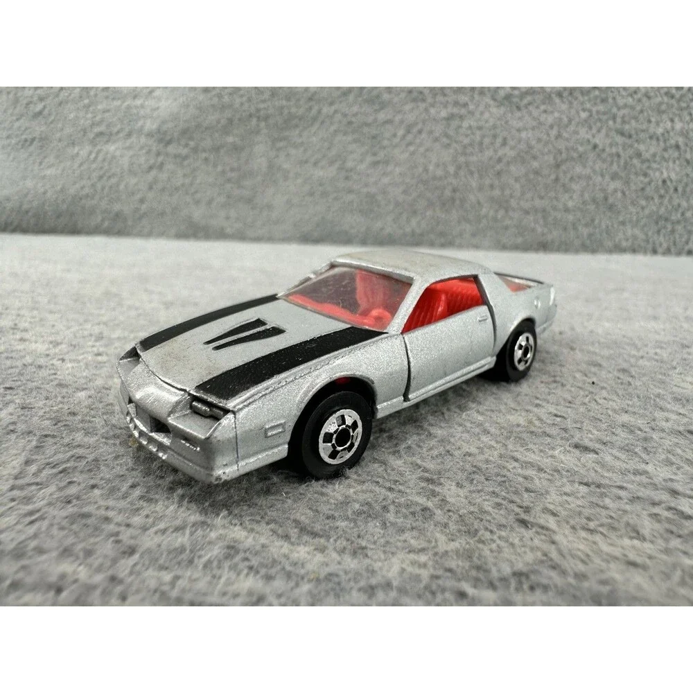 ROAD CHAMPS Classic Sports Die Cast Camaro Silver Car T5